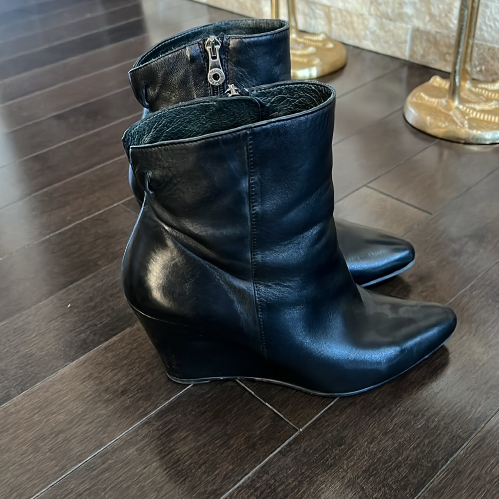 Leather ankle boots